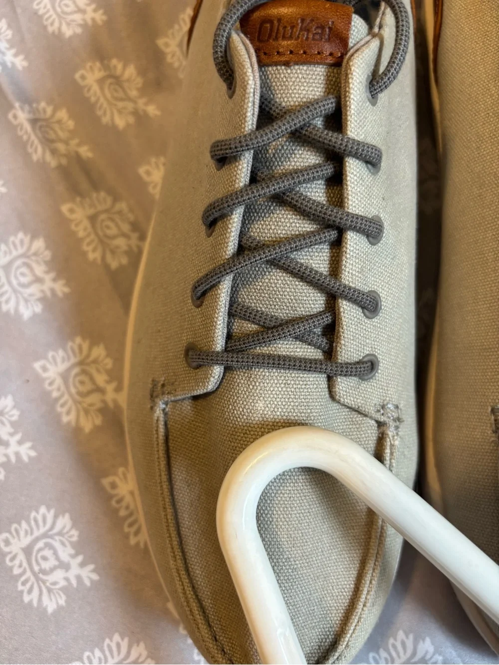 OluKai Manoa Men’s Tan Canvas Boat Shoes *